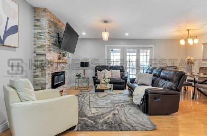 3 Bedroom Freehold Townhome - Downtown Brampton