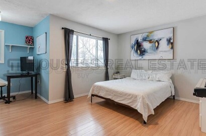 3 Bedroom Freehold Townhome - Downtown Brampton