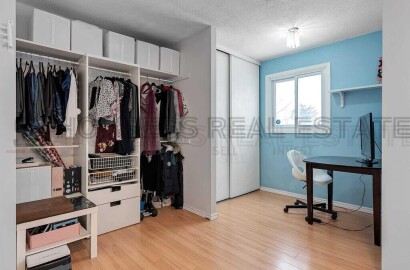 3 Bedroom Freehold Townhome - Downtown Brampton