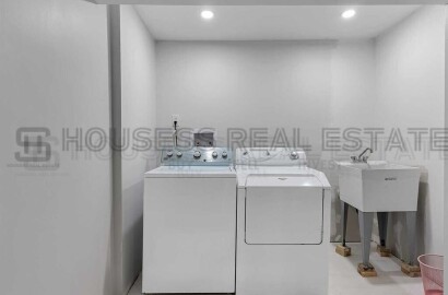 3 Bedroom Freehold Townhome - Downtown Brampton