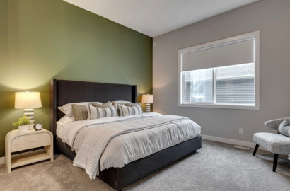 Freehold Townhome & Triplex - Airdrie Real Estate