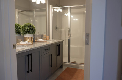 Freehold Townhome - Chestermere